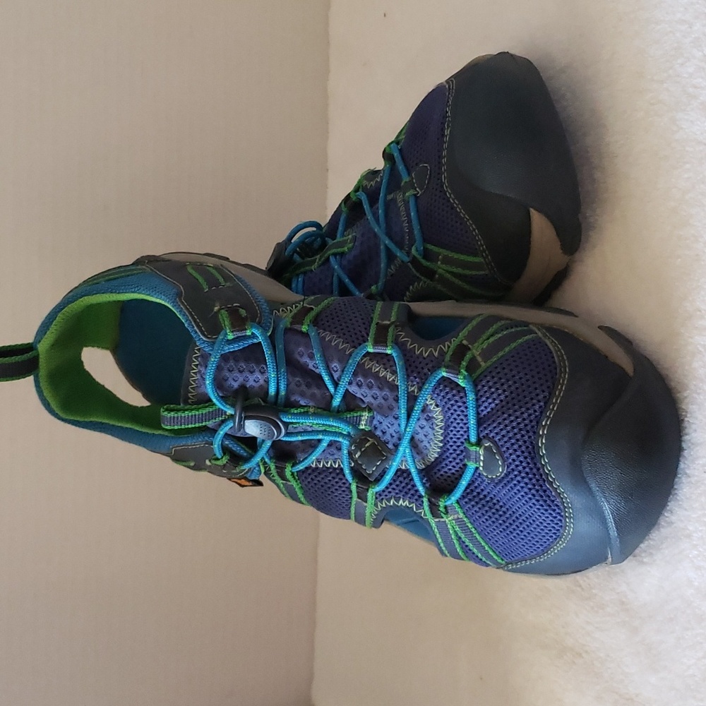 Teva | Men's Close Toe Water Hiking Sandals Navy Sz 6